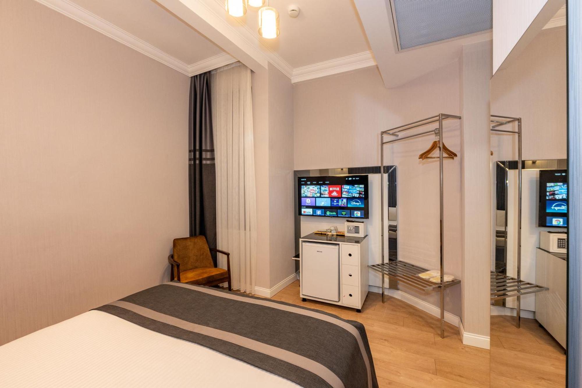 The Now Hotel Истанбул Екстериор снимка