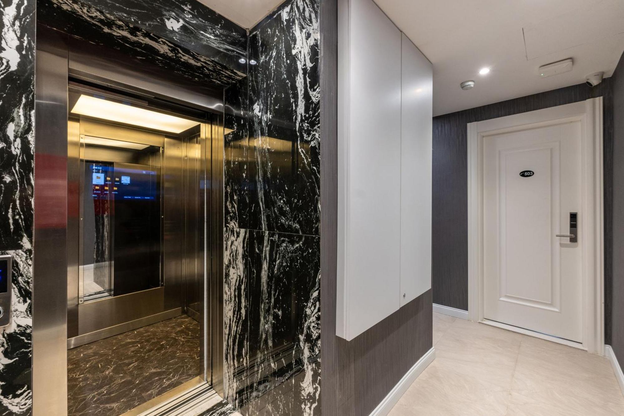 The Now Hotel Истанбул Екстериор снимка